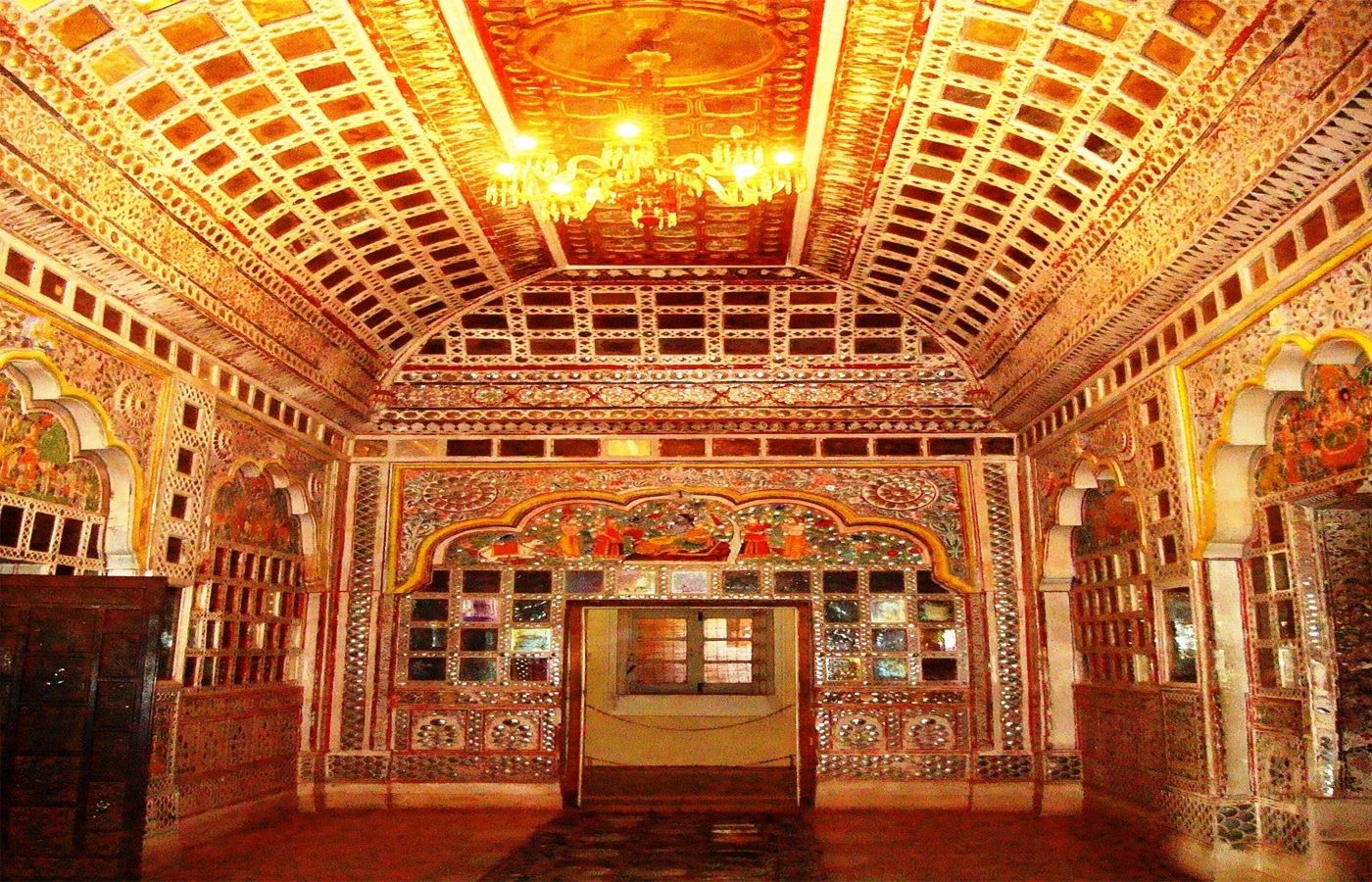 Sheesh Mahal